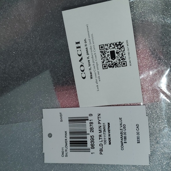 Authentic Coach Mini Peyton Bag - Picture 13 of 13